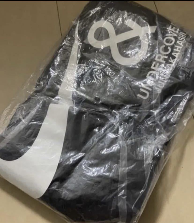 UNDERCOVER NIKE ナイキ コラボ アンダーカバー Tシャツ 即決Lサイズ コラボTシャツ新品正規品BLACK Nike 黒 CD7526-010 ブラック L undercover 美品 UNDERCOVERとのコラボTシャツコレクションを発表、東京発のグローバル