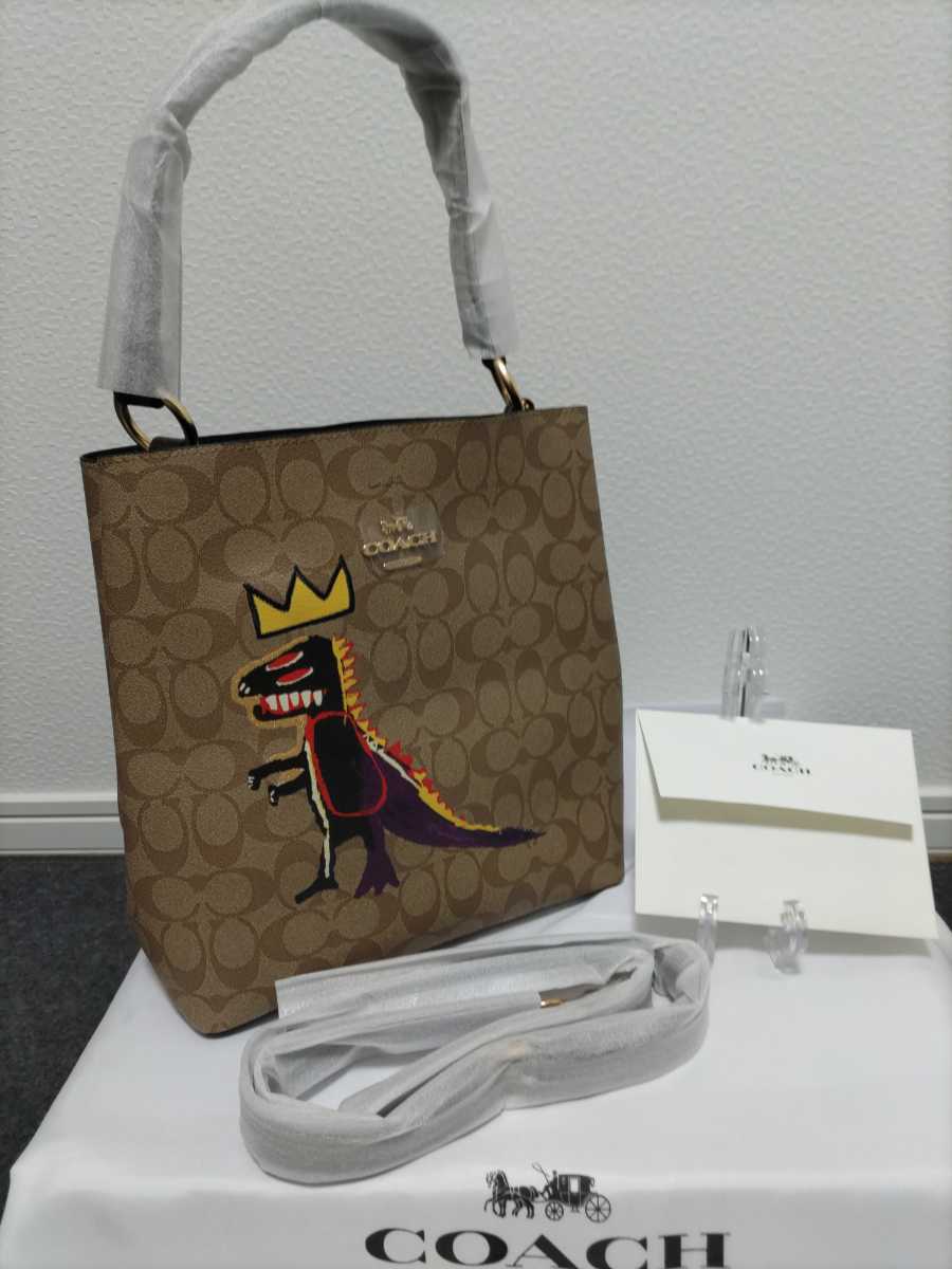 赤字超特価，新品 コーチ COACH&times;バスキア コラボ タウンバケット ショルダー カーキ(女性用)｜売買されたオークション情報、yahooの商品情報をアーカイブ公開 - オークファン かばん、バッグ