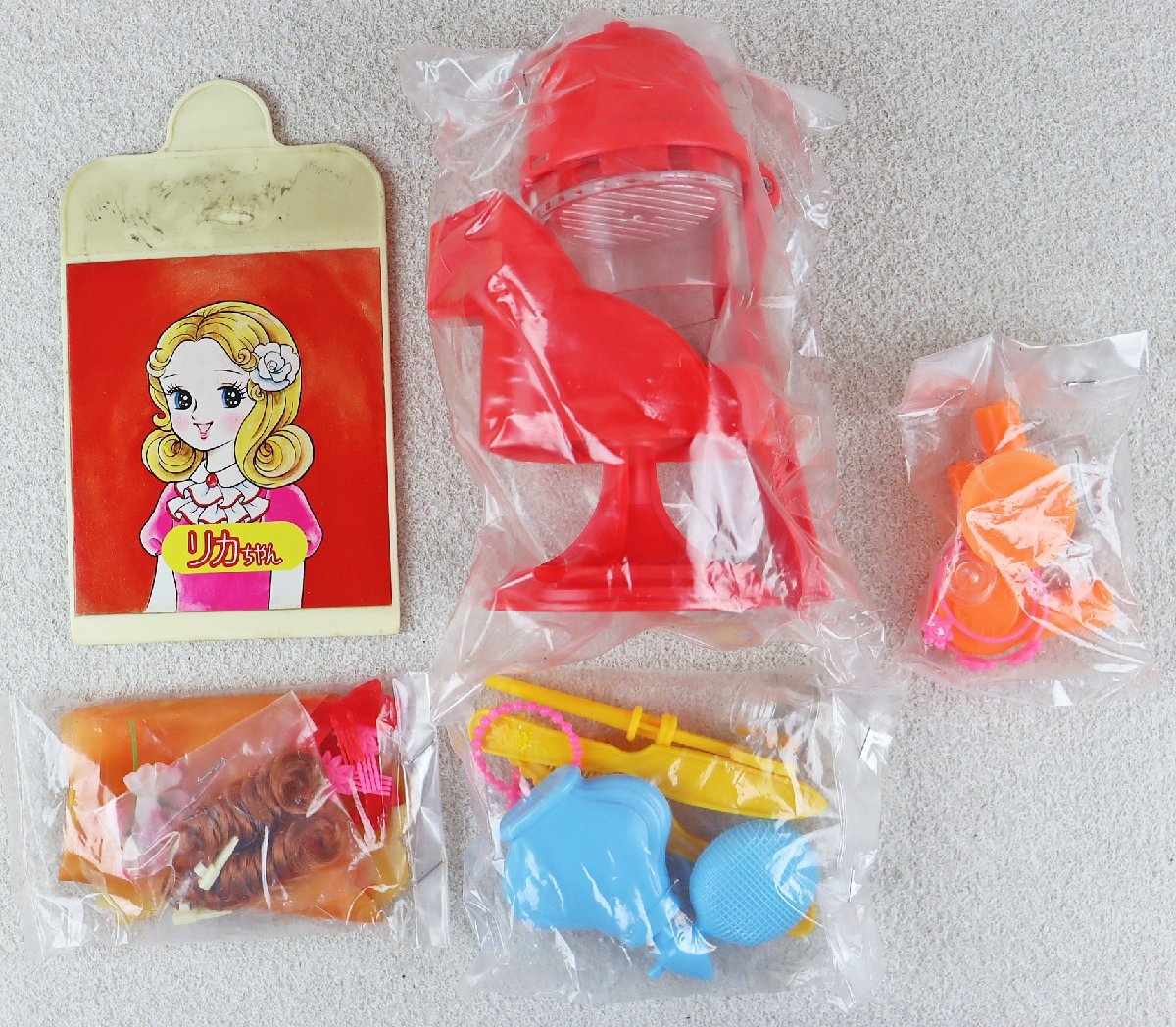 S◎中古品◎おもちゃ『リカちゃんのおしゃれなパーマやさん』 TAKARA