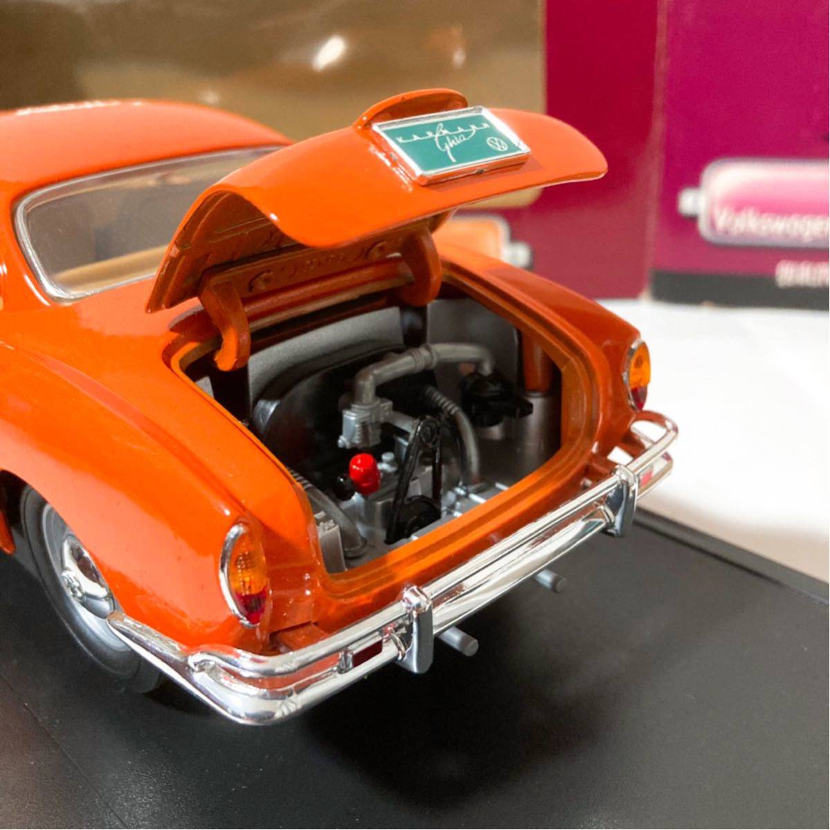 ロードシグネチャー VW カルマンギア 1/18 【フォルクスワーゲン