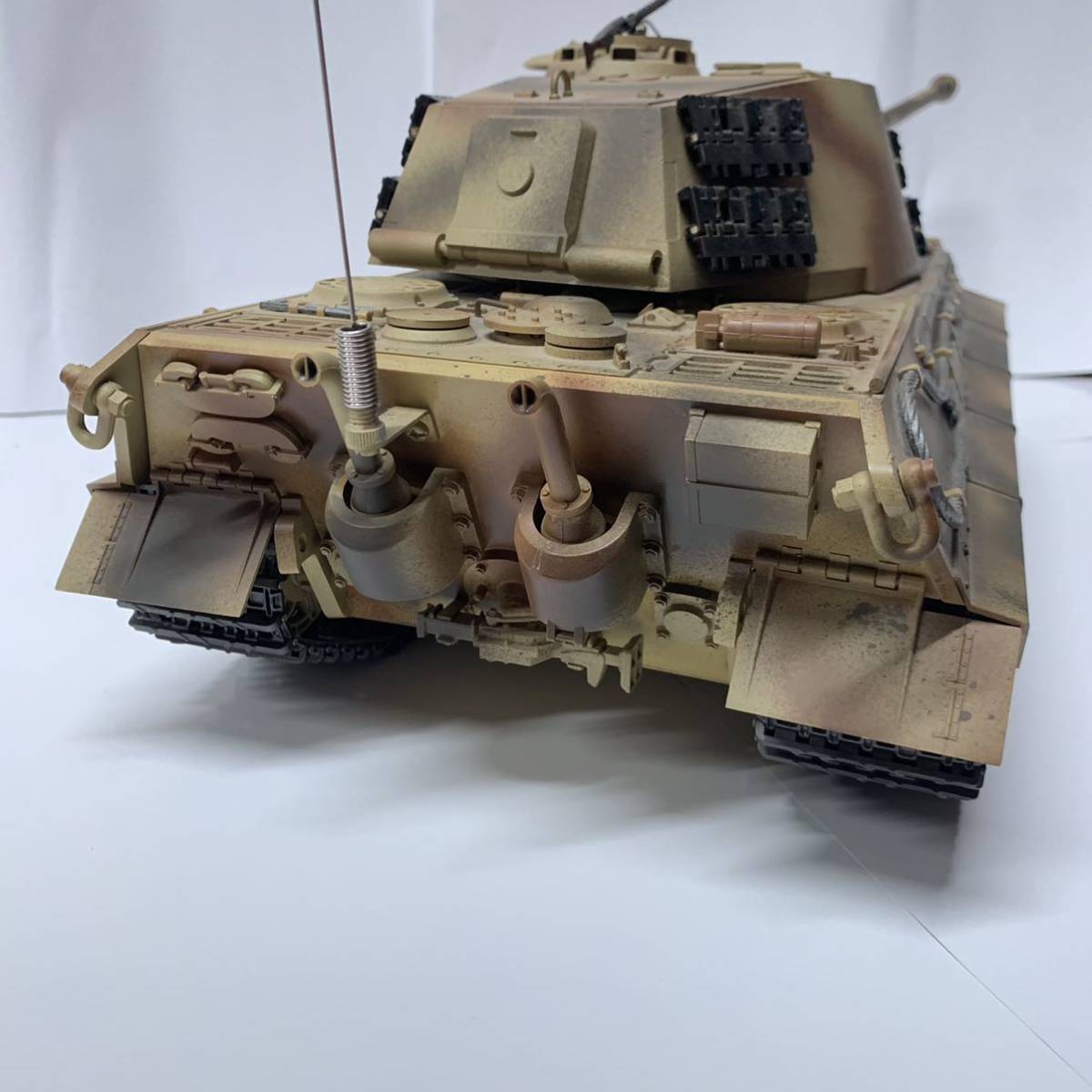 タミヤ1/16キングタイガー戦車RC 1⁄16 キングタイガー タミヤ KING