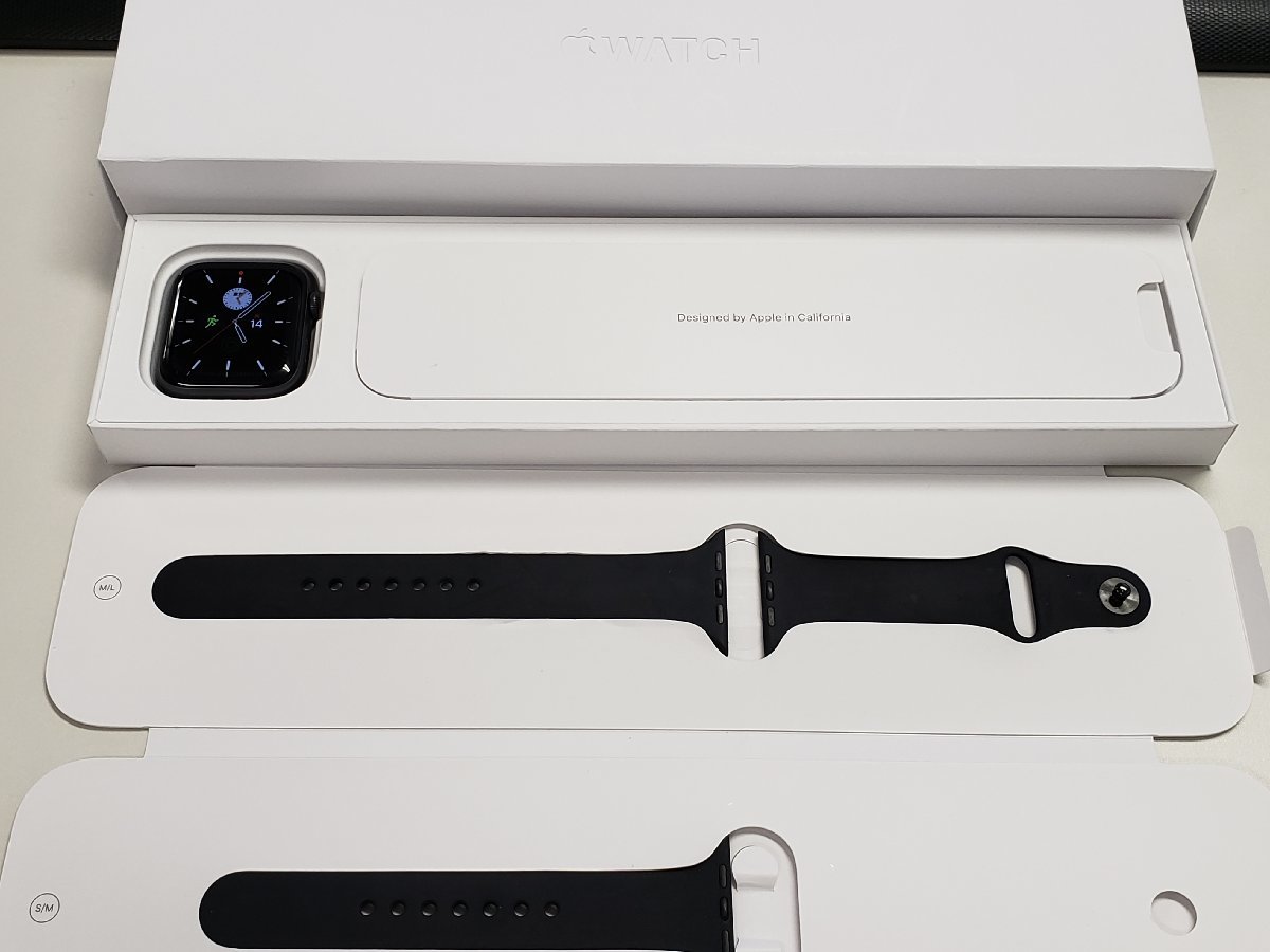  Apple Watch Series 6 44mm GPS A2292 M00H3J/A スペースグレイ(スマートウォッチ本体)｜売買されたオークション情報、yahooの商品情報をアーカイブ公開 - オークファン スマートウォッチ本体
