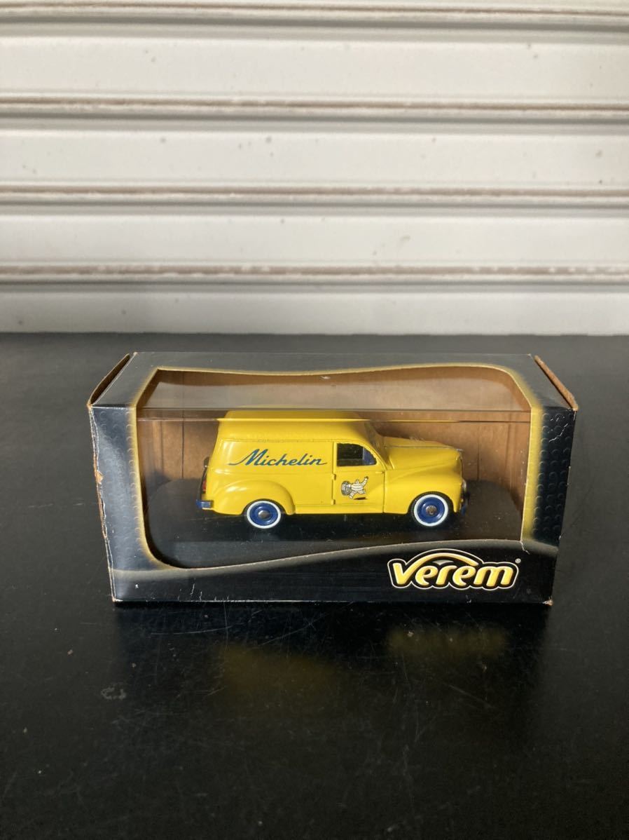 NOREV PRESSE 1/43 - Peugeot 203 Commerciale 1951 Paris Le Cap EUR 20,50 NOREV PRESSE 1/43 - Peugeot 203 Commerciale 1951 Paris Le Cap EUR 20,50