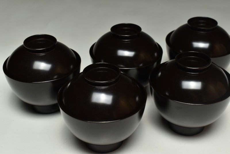 蔵c8441】黒塗内朱 木製 花唐草文 蒔絵 吸物椀 五客 吸物