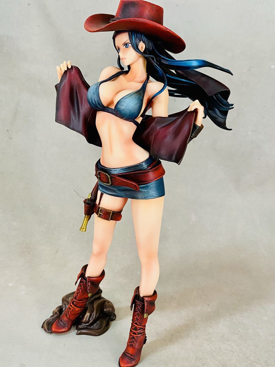 ワンピース ニコ・ロビン フィギュア リペイント 瞳修正 FLAG DIAMOND