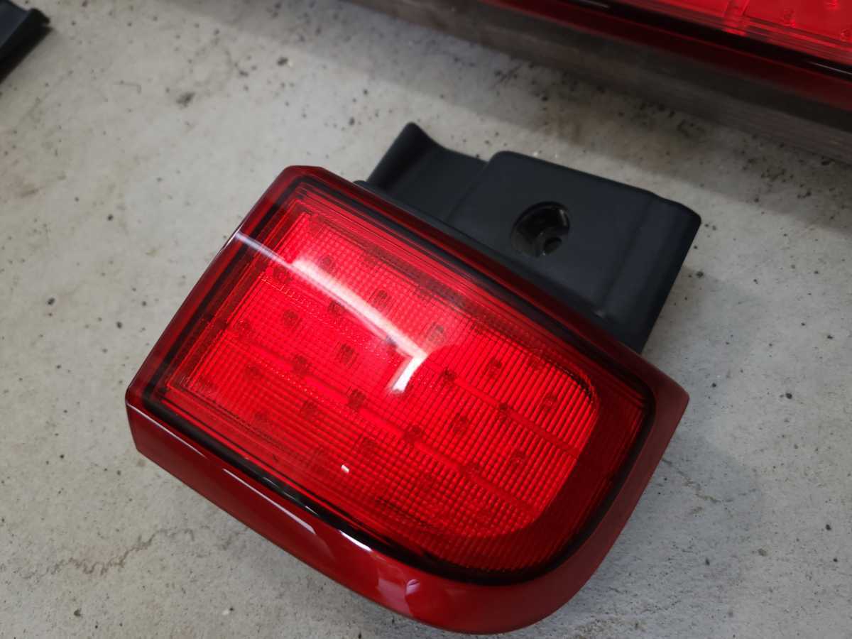e51エルグランド LEDテールランプ エルグランド E51 テールランプ 右