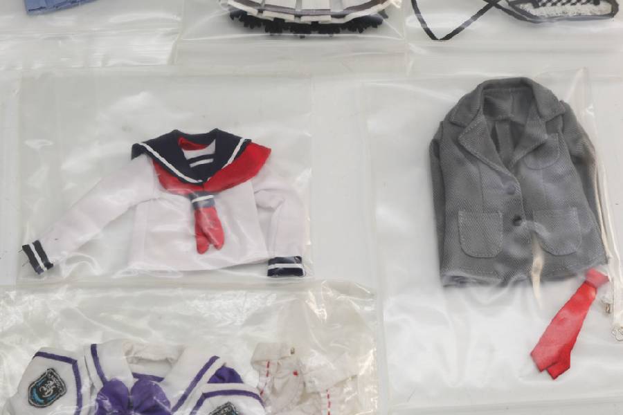 詳細不明 ドール用 女子高生 制服 ウェイトレス 衣装 まとめ タバコ臭あり 375f21 カスタムドール 売買されたオークション情報 Yahooの商品情報をアーカイブ公開 オークファン Aucfan Com