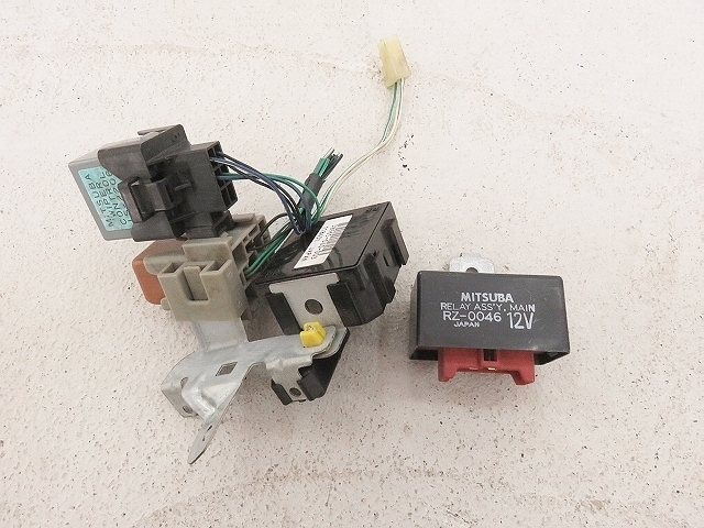 トゥデイ E-JA4 H8年 最後期 メインリレー RZ-0046 アラームユニット
