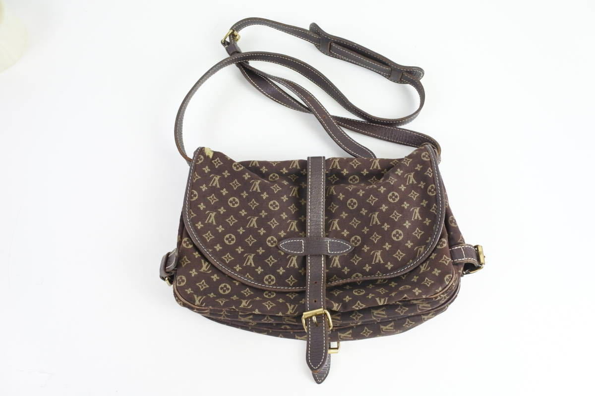 LOUIS VUITTON ルイヴィトン モノグラムミニ ソミュール30 キャンバス