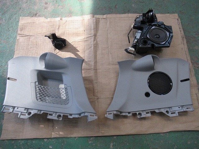 定番人気，本物保証 カローラルミオン NZE151N 左右ルーフサイドトリム&リアスピーカー クォータートリム 純正 17429伊T(トヨタ用)｜売買されたオークション情報、yahooの商品情報をアーカイブ公開 - オークファ トヨタ用