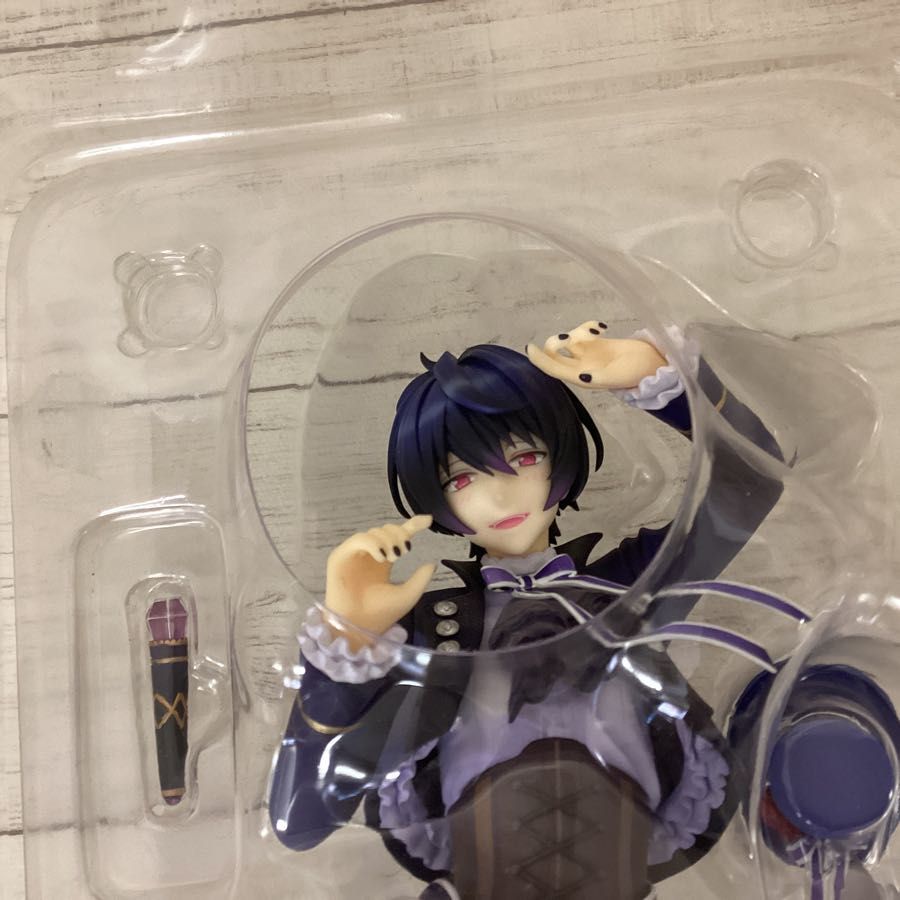 あんさんぶるスターズ！ 朔間凛月 1/7 完成品フィギュア amie×ALTAiR