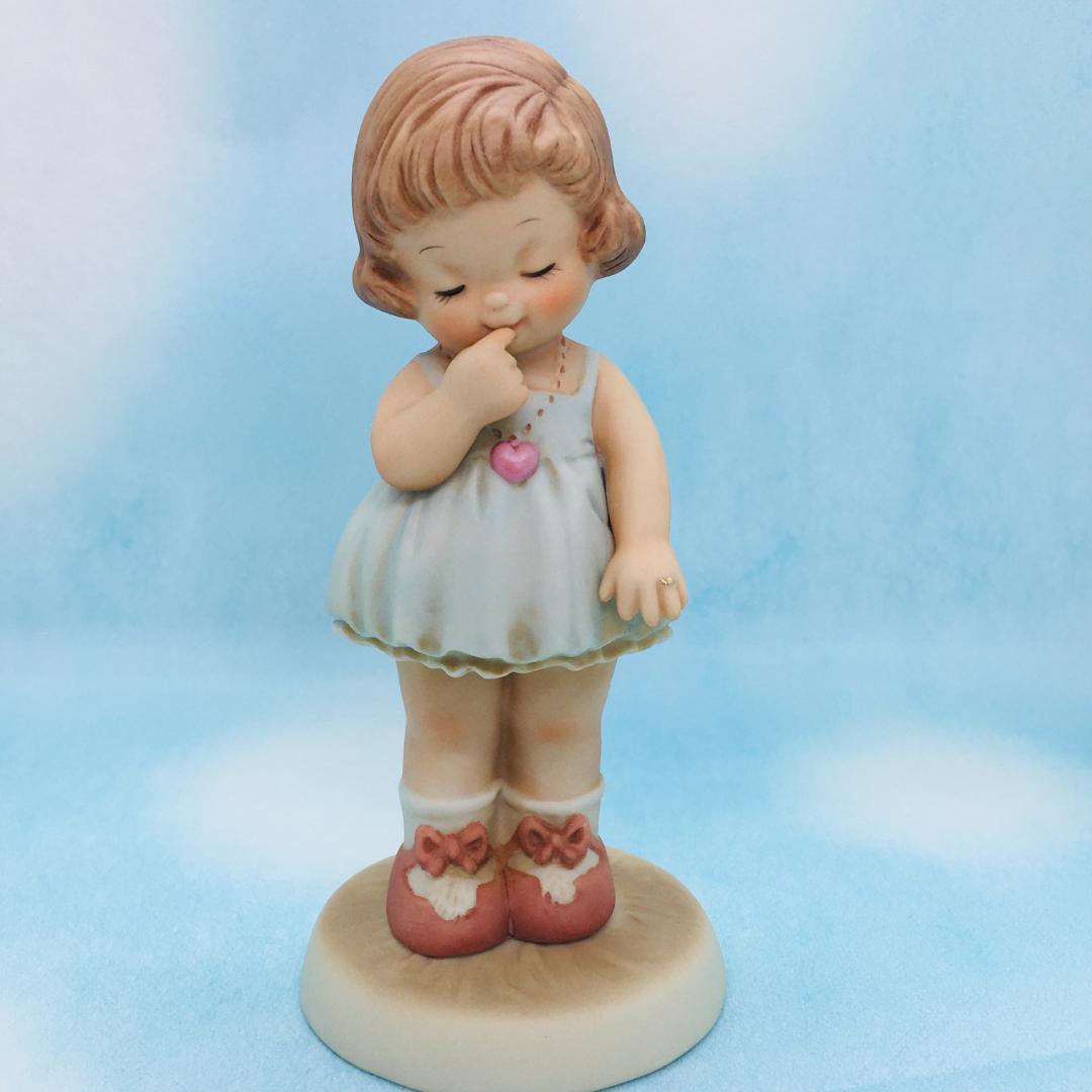 マーベル ルーシー アトウェル 巻き毛がカワイイ女の子 エネスコ社