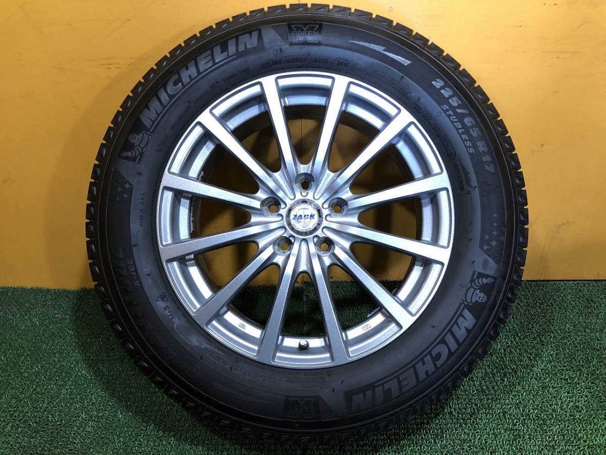 No.907 ミシュラン スタッドレスタイヤ LATITUDE X-ICE 17インチ No.907 ミシュラン スタッドレスタイヤ LATITUDE X-ICE 17インチ