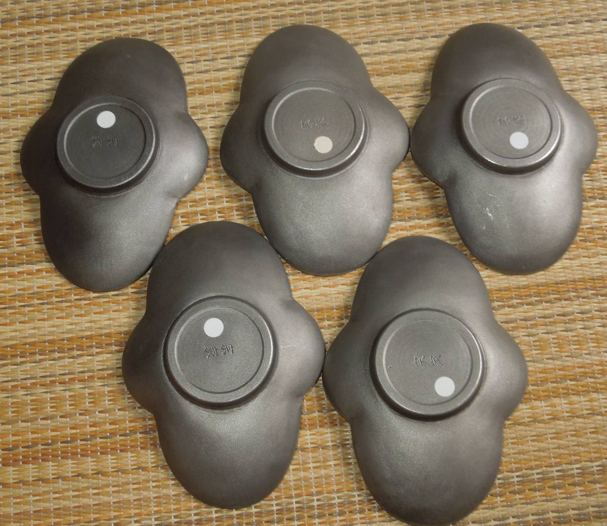 25.10.8-1 煎茶道具 錫製 鳳凰文茶托 五客