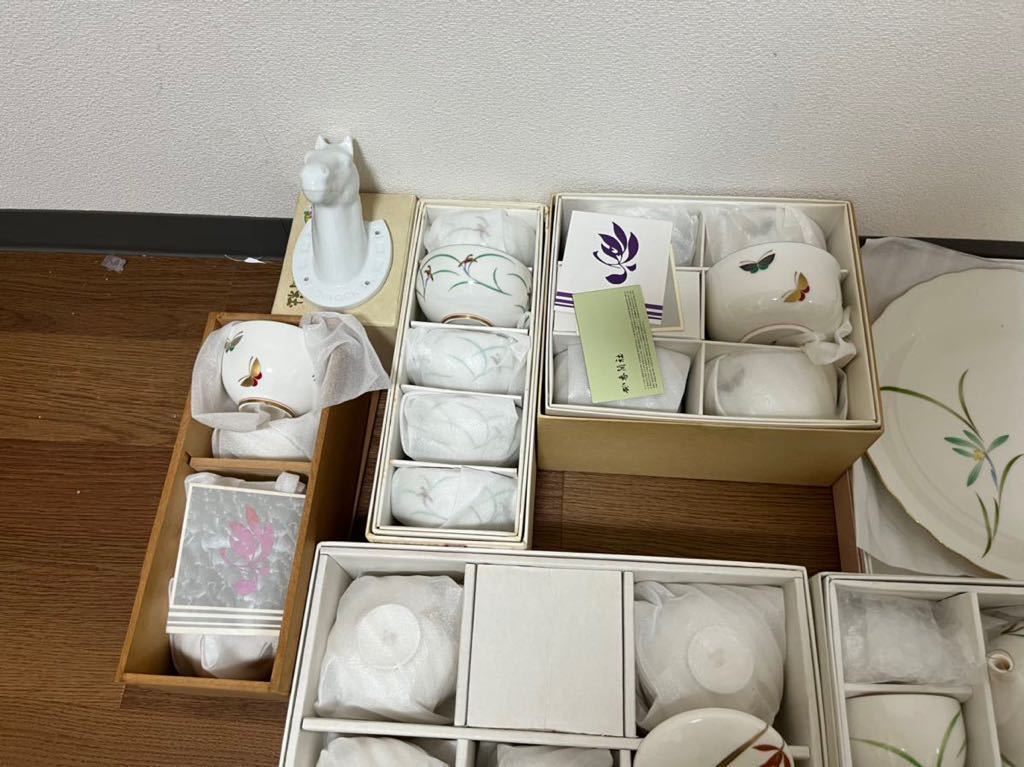香蘭社 | 食器 茶器 有田焼香蘭社 和食器リサイクル通販ショップ 急須 湯呑 &frasl;皿鉢急須湯呑茶器 うつわ お湯飲み 器 おまとめ 有田焼 小鳥の詩・茶の間揃 湯呑みセット（ブランド香蘭社）（茶道具・湯呑・急須
