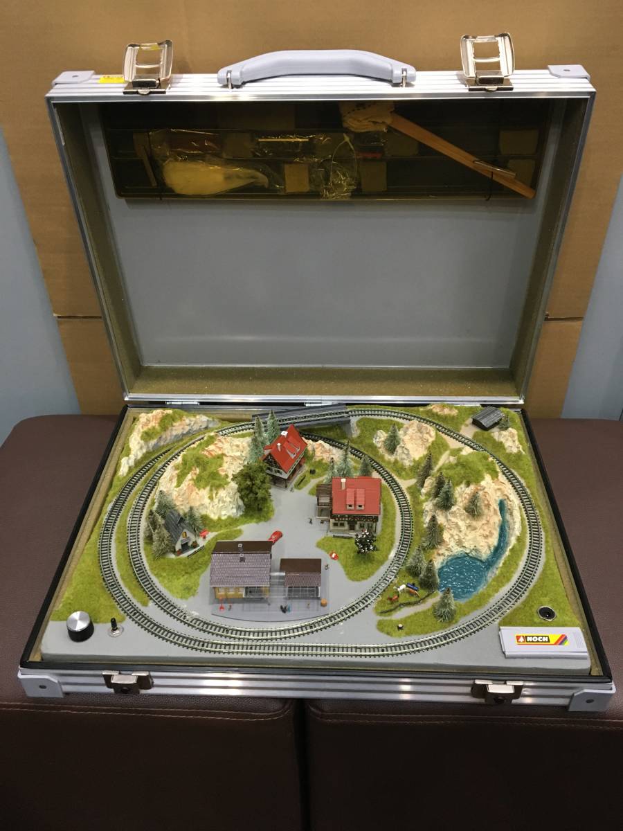 Zゲージ ジオラマ 鉄道模型NOCH ノッホアタッシュケース レイアウト