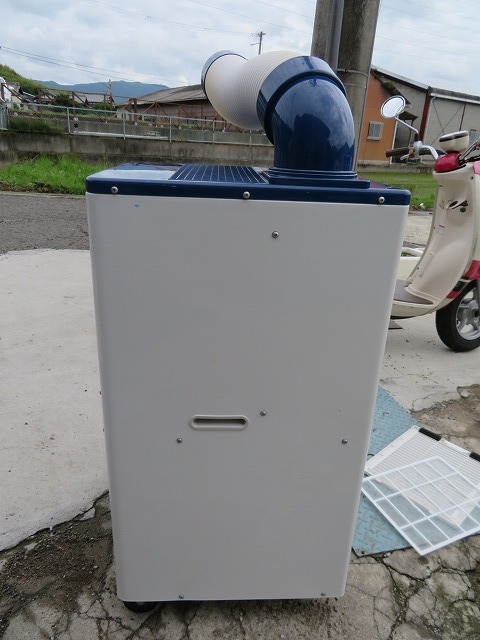 K☆Haier スポットエアコン　JA-SP25G　冷房専用　床置型　13年製　クーラー　動作OK 冷房専用 JA-SP25V-W(ホワイト) 床置型スポットクーラー Haier(ハイアール) 1個 ハイアールの通販