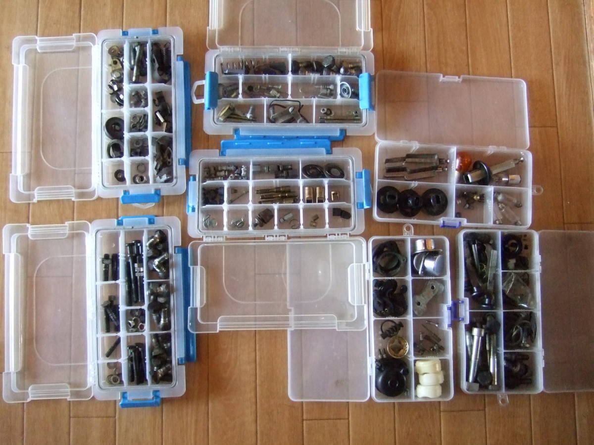 ジャンク ベスパ50s 部品 ネジ など スモールパーツ等 詳細不明 まとめ