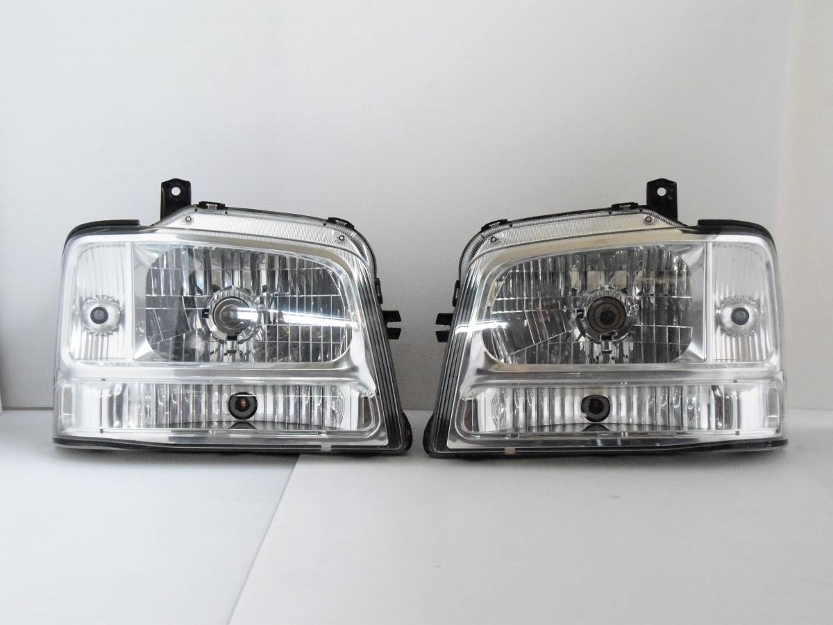 DA62W DA52W エブリイ ワゴン 後期 純正 ヘッドライト 左右 KOITO 100 DA62W DA52W エブリイ ワゴン 後期 純正 ヘッドライト 左右 KOITO 100