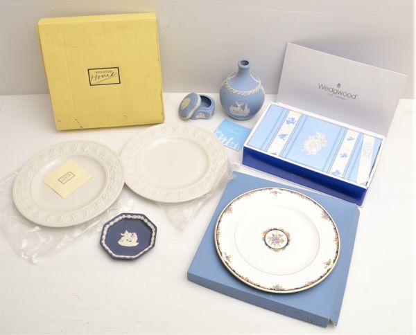 N000M56T WEDGWOOD★ウェッジウッド★トレー皿★絵皿★飾り皿★ジャスパー★オズボーン★ホームフェスティビティ★ブランド食器★シーツ★
