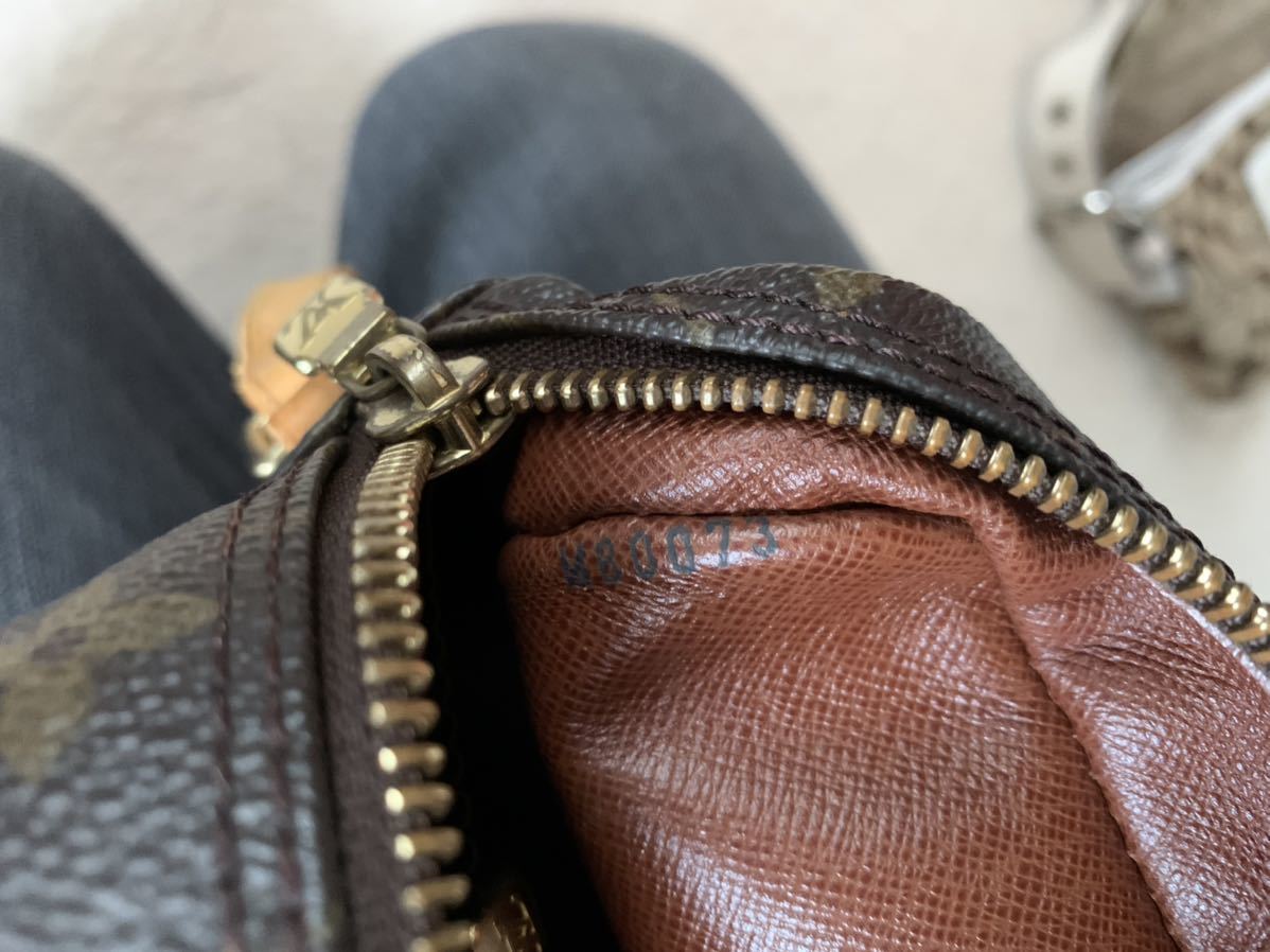 LOUIS VUITTON・ルイヴィトン　モノグラム　トロカデロ 27　ショルダーバッグ　斜めがけ　MB0073 VUITTON LOUIS ルイ・ヴィトン ティ・パレPM M45900 “モノグラム・エンブレム”を発表