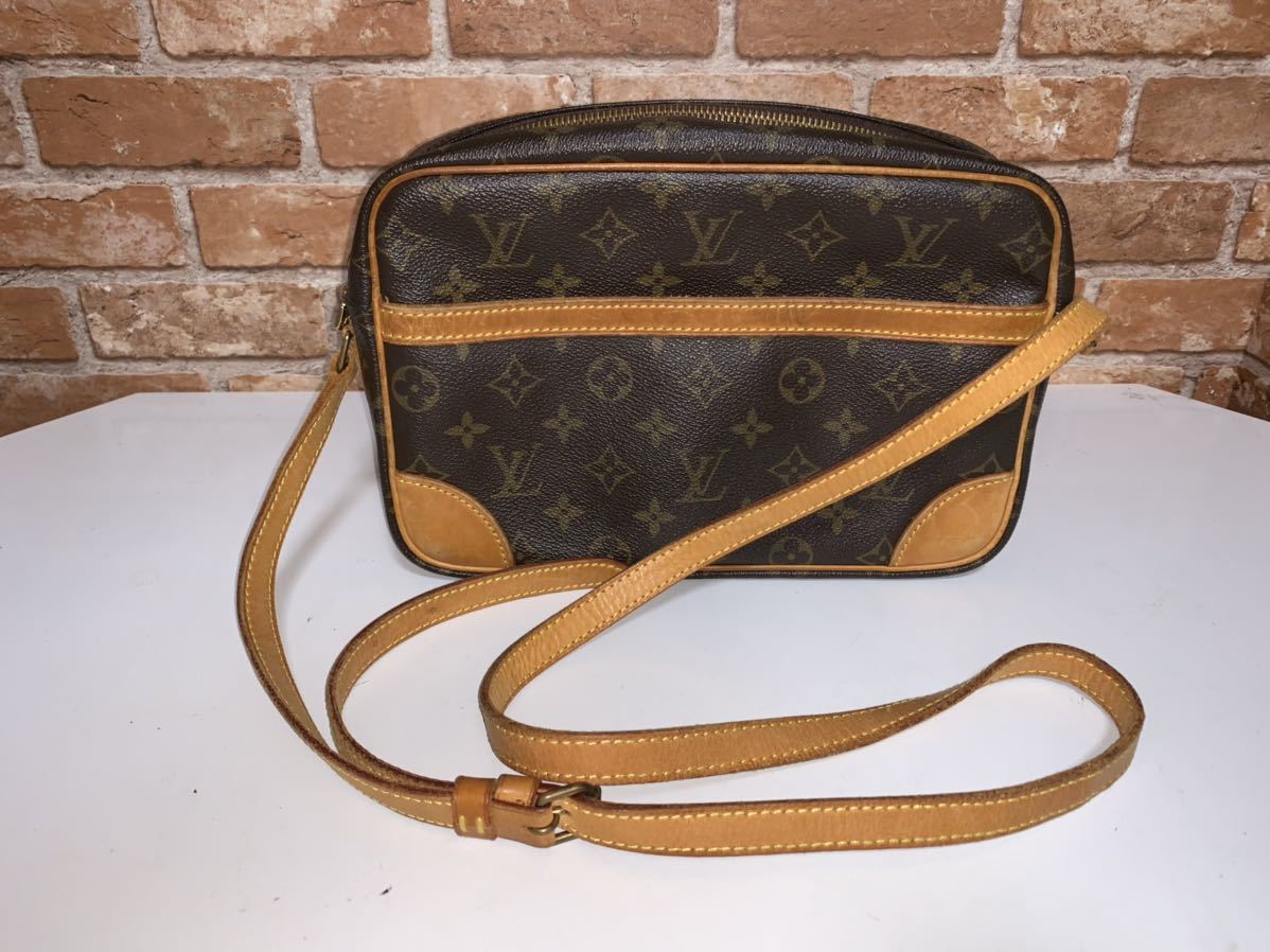 LOUIS VUITTON・ルイヴィトン　モノグラム　トロカデロ 27　ショルダーバッグ　斜めがけ　MB0073 VUITTON LOUIS ルイ・ヴィトン ティ・パレPM M45900 “モノグラム・エンブレム”を発表