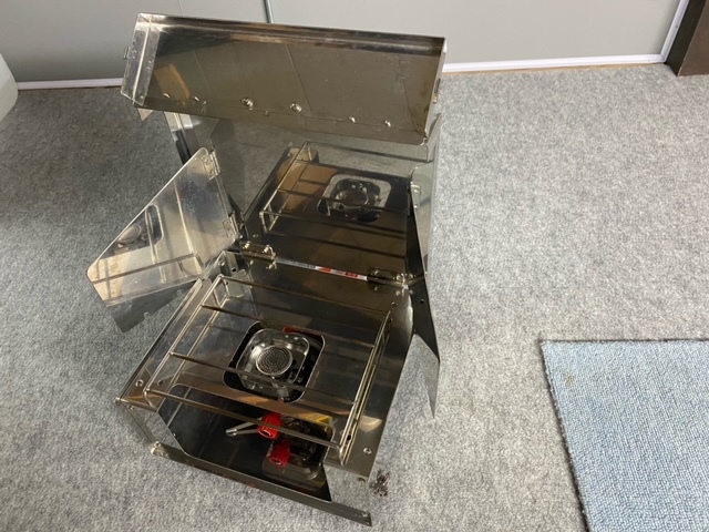 | オートキャンプ│少人数ファミリー for CB缶のシングルバーナー考 シングルバーナー DIY冷え冷えカセットボンベ（CB缶）は自作ウォーマーでパワーアップ CB缶シングルバーナー＆ブースター カセットボンベ（ガス缶）のカバーを自作しよう型紙不要 カセットボンベ ガスコンロ 折りたたみ式 カセット アウトドアおやじが100回使ったギアvol.2バーナー沼には気をつけろ - シングルバーナー＆イワタニカセットコンロ アウトドア＆自作