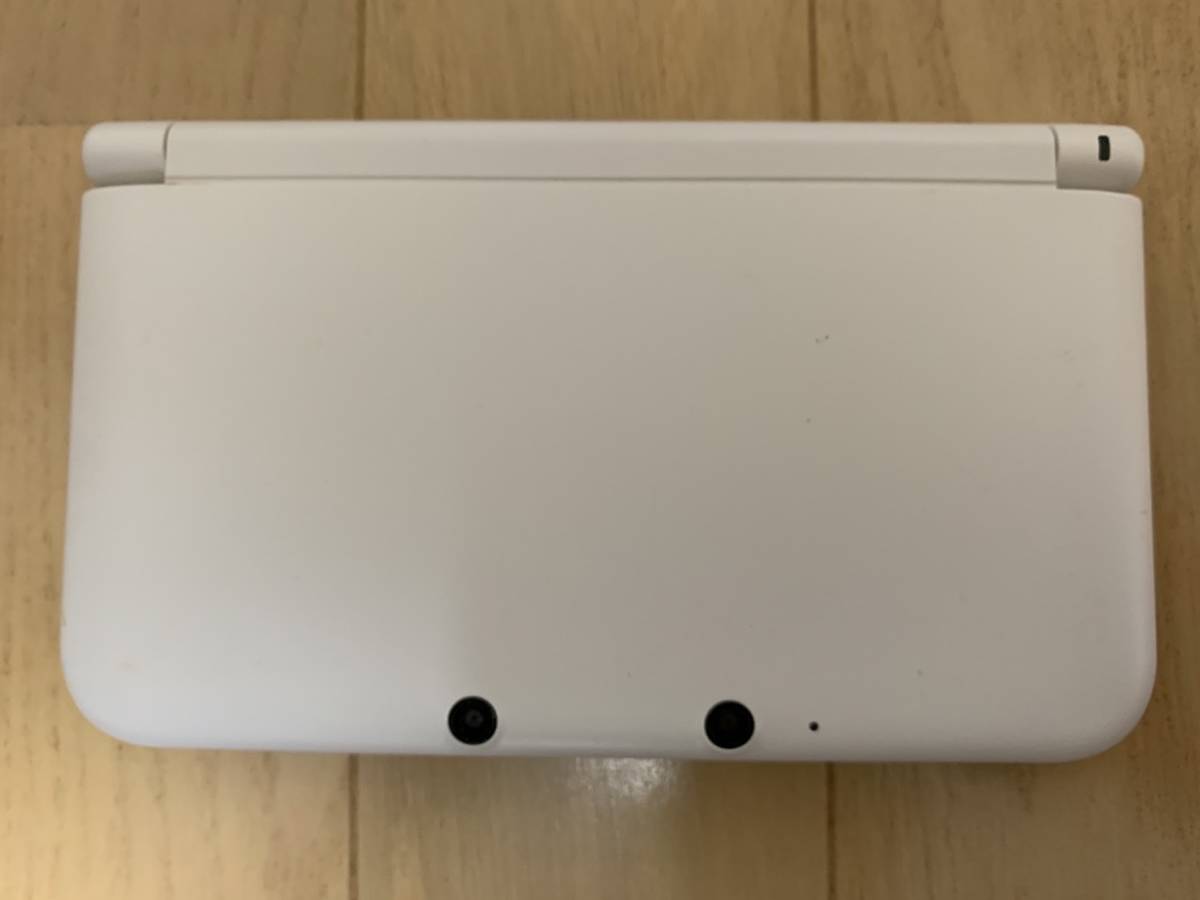中古美品】 NINTENDO 3DSLL ホワイト 【任天堂】(ニンテンドー3DS LL