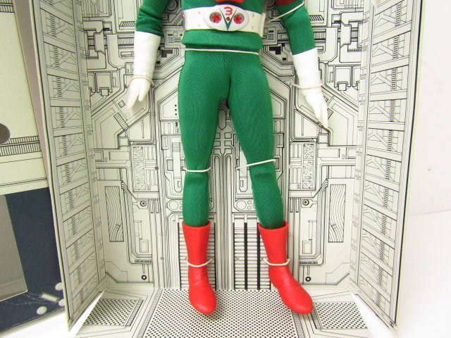 仮面ライダー V3 1/6スケール ハリケーン ダイキャストモデル + 