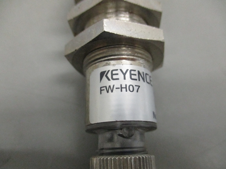 KEYENCE デジタル超音波センサ FWシリーズ FW-V20 デジタルアンプ FW