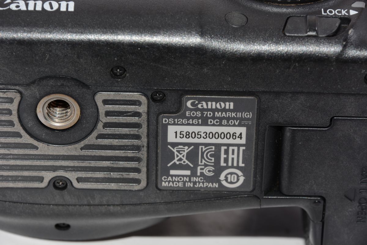 元箱付 Canon デジタル一眼レフカメラ EOS 7D Mark IIボディ EOS7D 