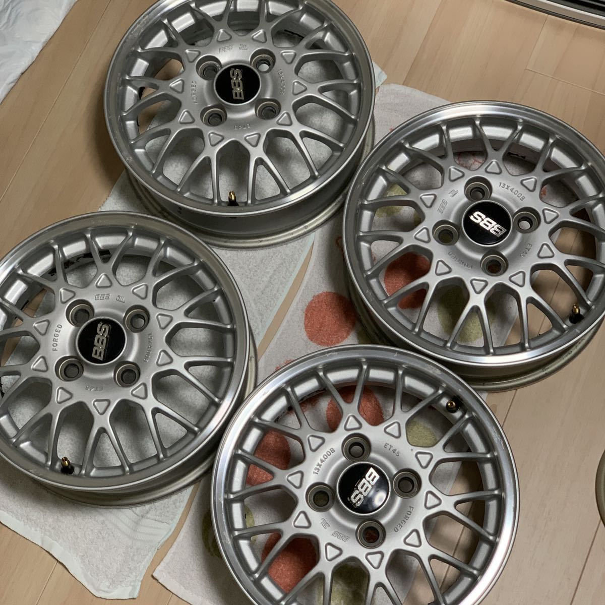 超軽量1セット8.4kg BBS PCD100 鍛造 13インチ 4J+45 RV03CK 145/80R13 