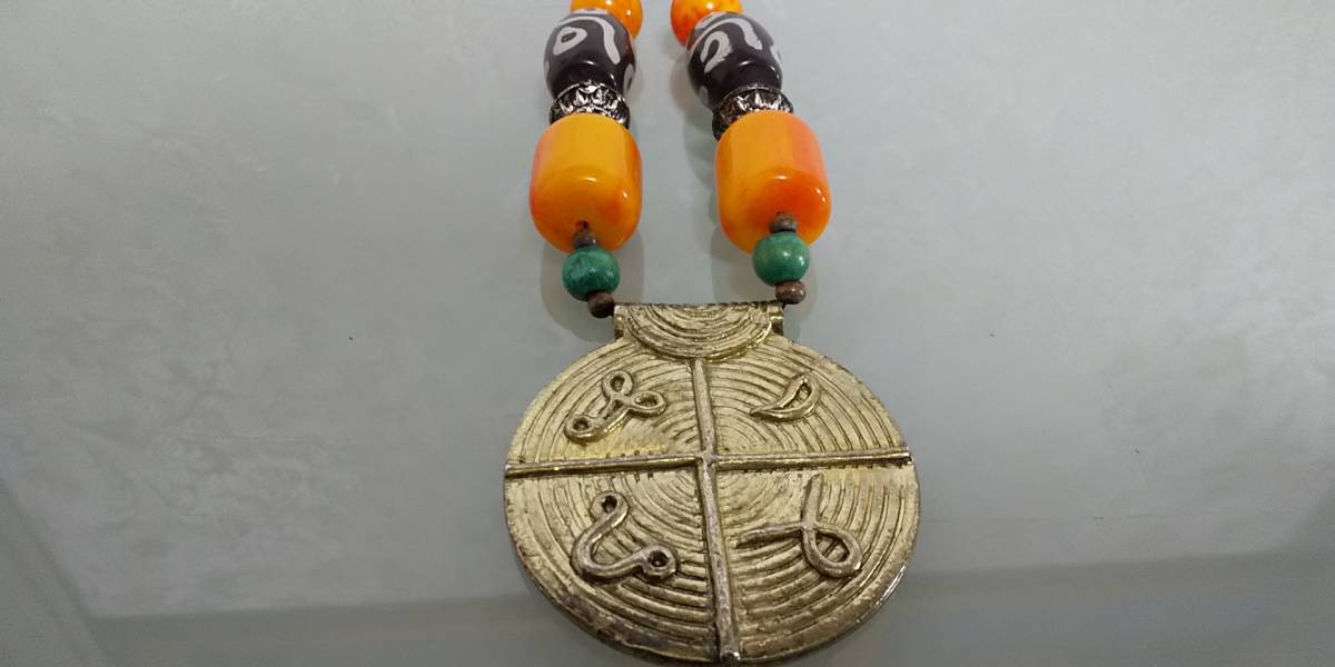 ☆アイヌ シトキ☆首飾り 全長約56cm・重量約130g☆北海道 タマサイ 