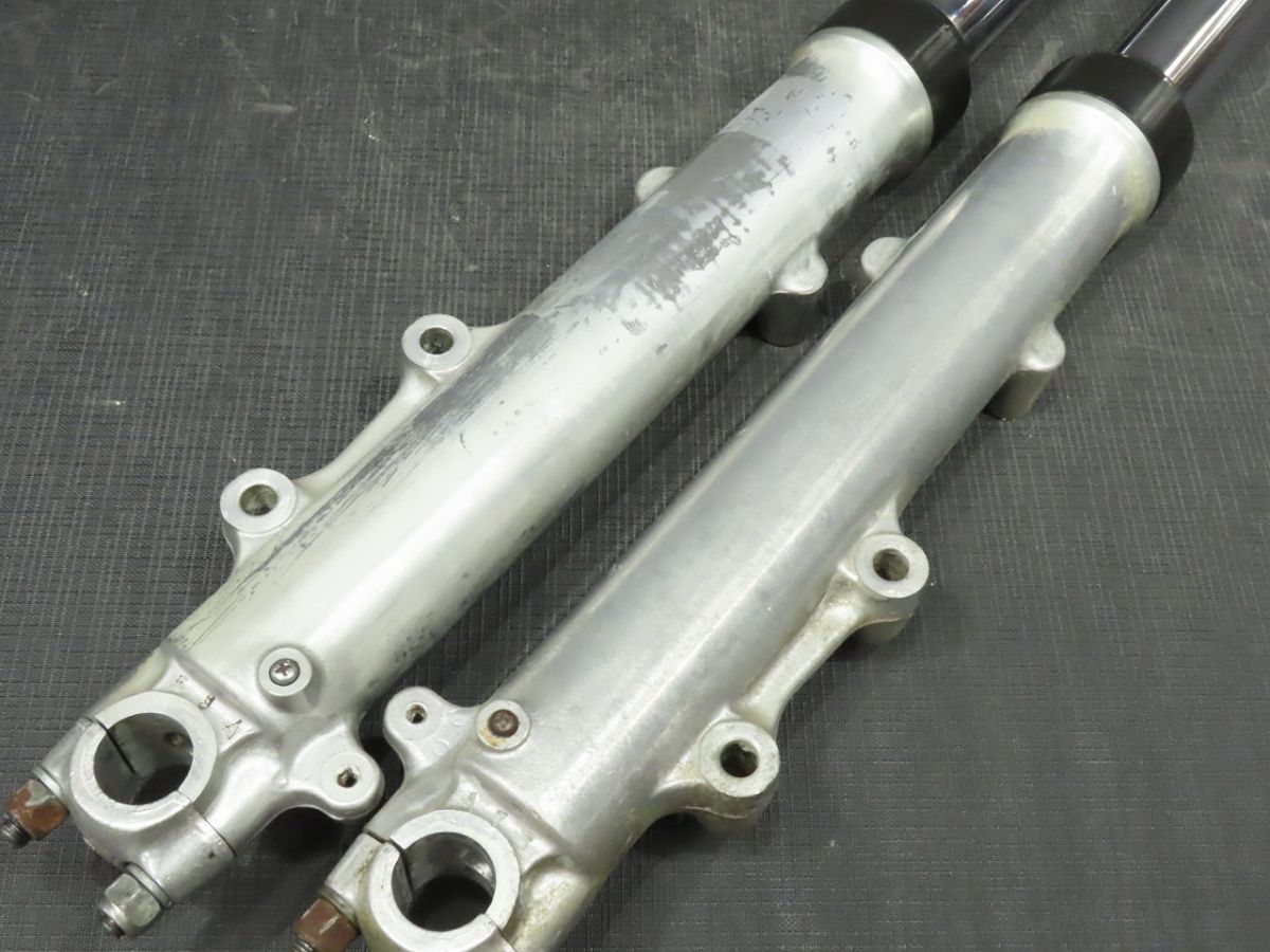 Y19-0125】 KAWASAKI KZ900/1000用 純正フロントフォーク左右 Y19-0125】 KAWASAKI KZ900/1000用 純正フロントフォーク左右
