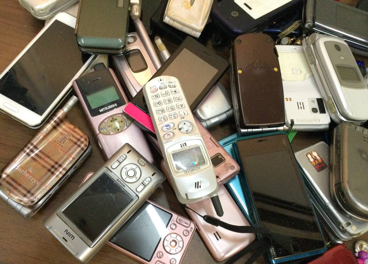 ジャンク品 【 携帯電話 62個まとめ 】ガラ携帯 スマートフォン