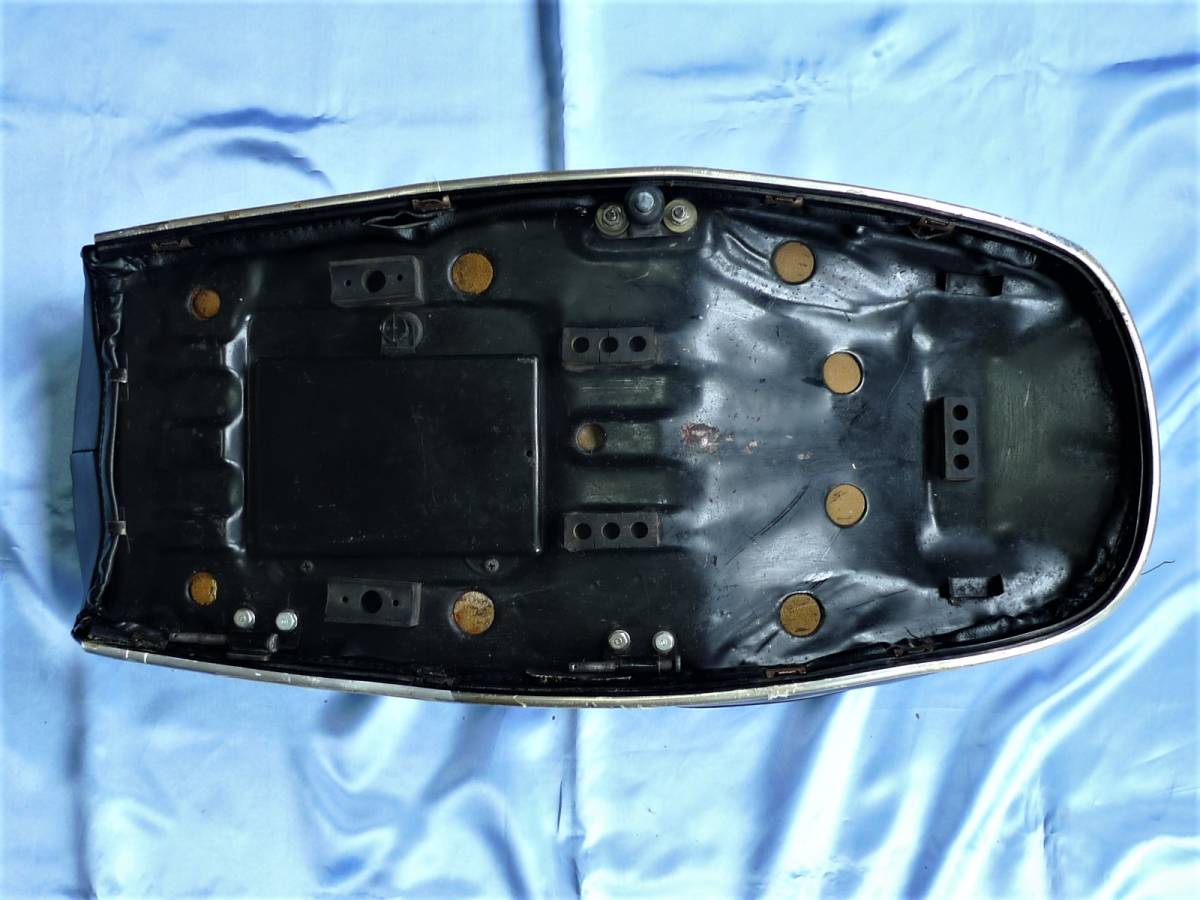 当時物】CB750Four☆国内物K4純正シート 当時物 純正 シート