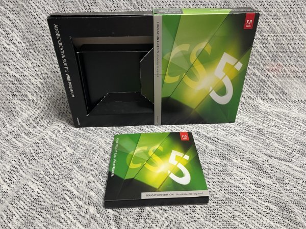 Adobe CS5 Creative Suite 5 Web Premium for WIndows 英語版 シリアル 
