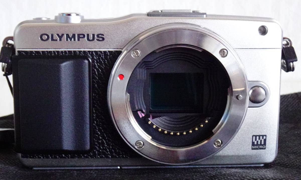 OLYMPUS PEN mini E-PM2 ＆ レンズ3本 PEN E-PM2 mini SLV LKIT Camera