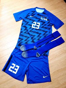 選手権 高校サッカーの値段と価格推移は 301件の売買情報を集計した選手権 高校サッカーの価格や価値の推移データを公開