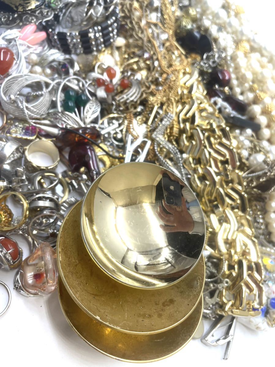 メッキ イミテーション アクセサリー おまとめの買取実績 | 買取専門店