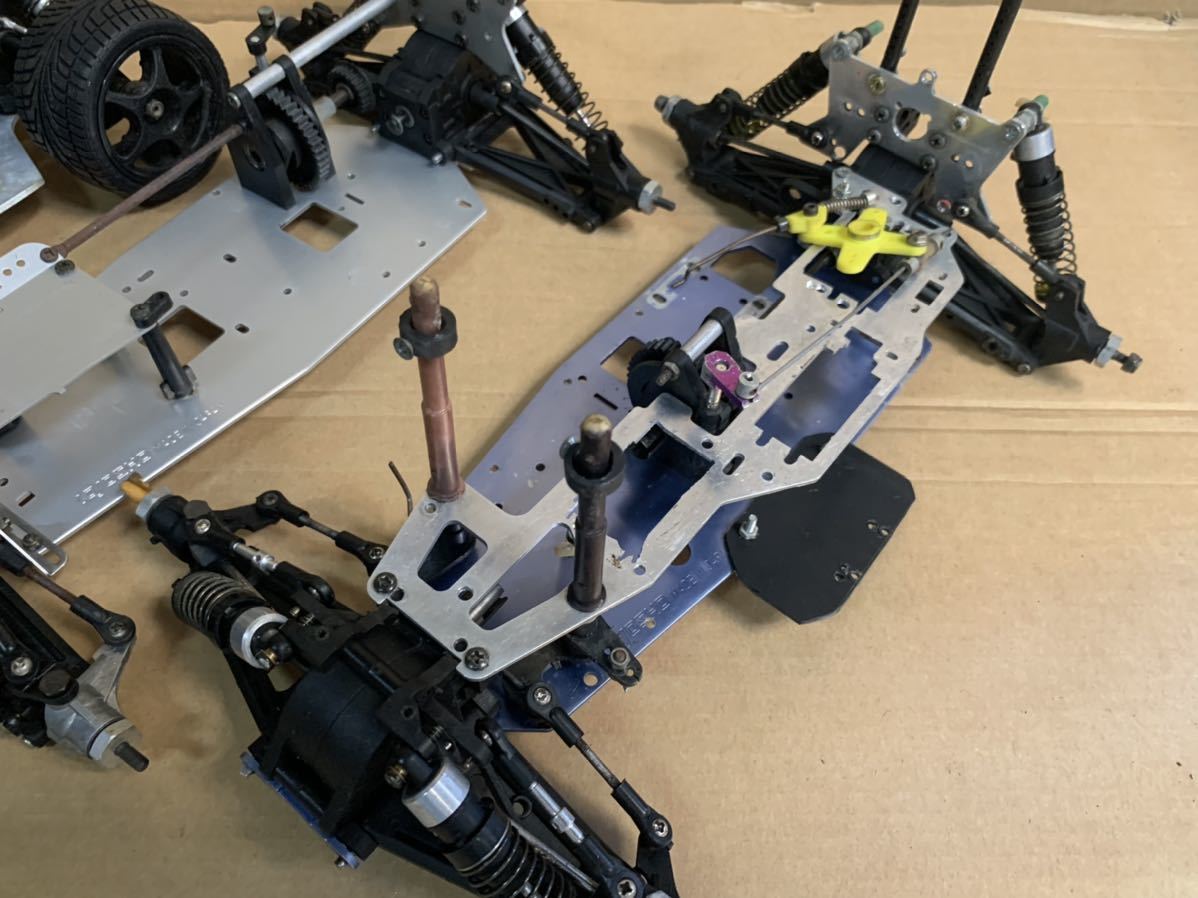 a*9様 10/1エンジンラジコンカー2台ジャンク品 多分京商製かと思います？ 京商 エンジンカー | ジャンク 部品取り KYOSHO - ラジコン 1⁄8 GP-10 公式