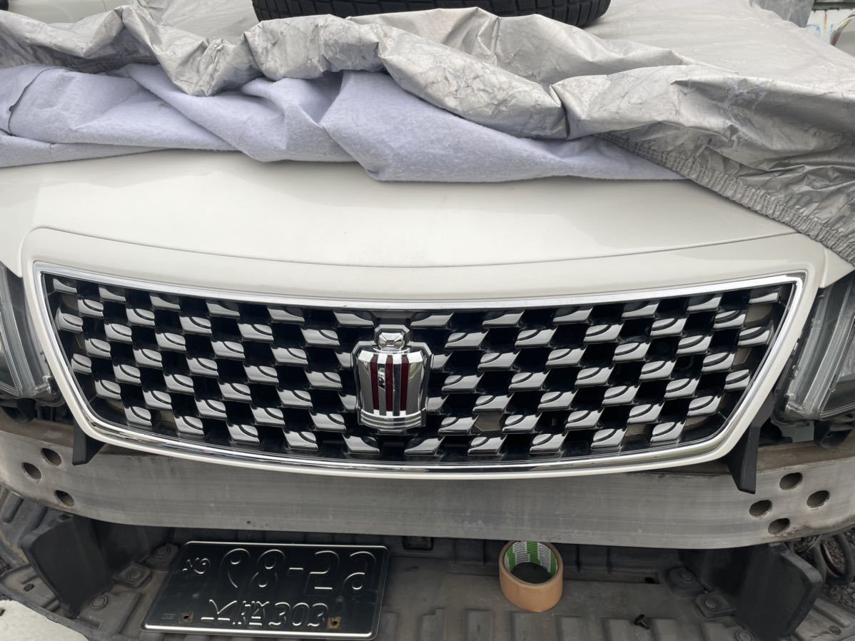 人気SALE，低価 200系クラウンアスリート 後期 フロントグリル