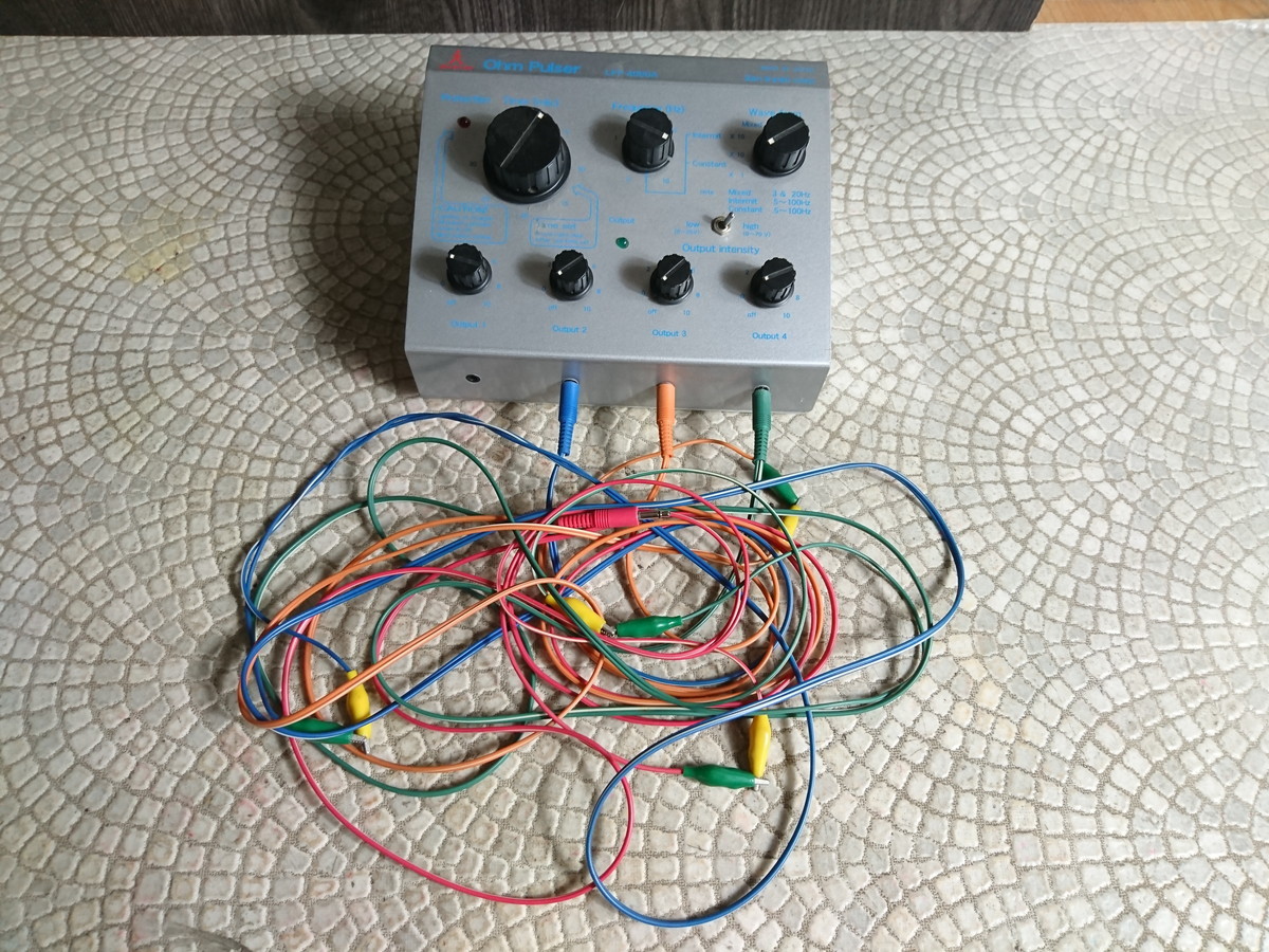 Ohm Pulser LFP-4000A オームパルサー 鍼電極低周波治療器 | 全医療器 