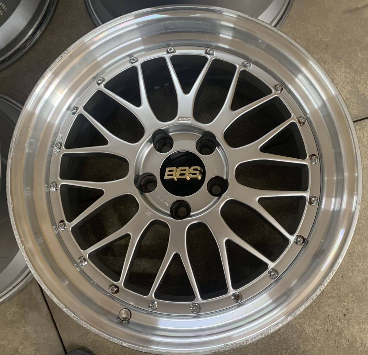☆BBS LM☆18インチ 9J +25 10J +25 LM194 LM195 日産ハブリング付き 