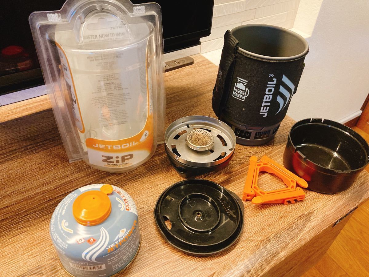 ジェットボイル Jetboil モンベル Zip ガスバーナー シングルバーナー 売買されたオークション情報 Yahooの商品情報をアーカイブ公開 オークファン Aucfan Com