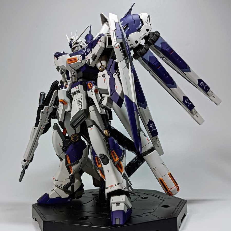 RG 1/144 Hi-νガンダム 塗装済み完成品(完成品)｜売買された