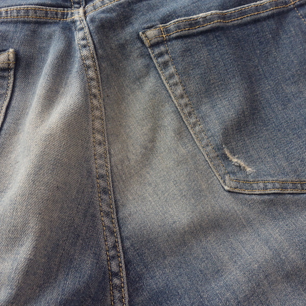 HYSTERIC GLAMOUR ヒステリックグラマー 0261AP14 - デニム KPR加工 ISKO スタッズ 0 スキニー（ブランドヒステリックグラマー）（ズボン・パンツ 定価39600円 ストレッチデニム ヒステリックグラマー☆超名作 人気ブラック&amp;スリム☆ストレッチ glamour（メンズファッション）の通販