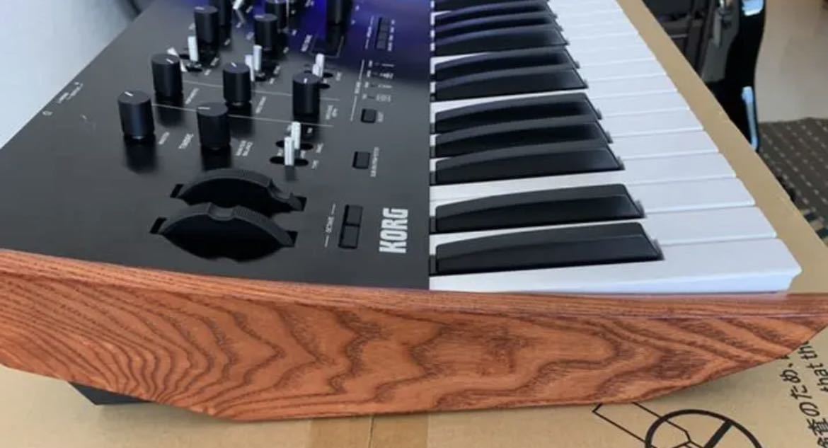 Korg Prologue 16 アナログシンセサイザー