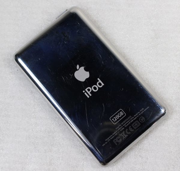 Apple iPod classic 120GB Silver/A1238 iPod Apple 120GB AS-IS