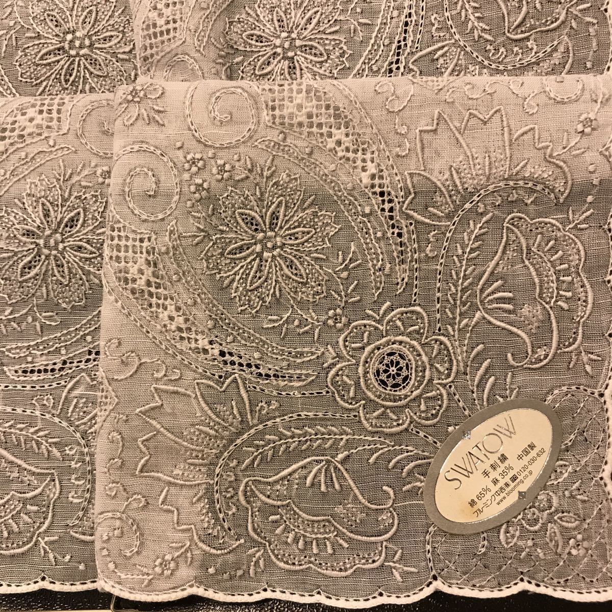 未使用 スワトウ ハンカチ 麻100% 汕頭 手刺繍 SWATOW リネン 川辺 未